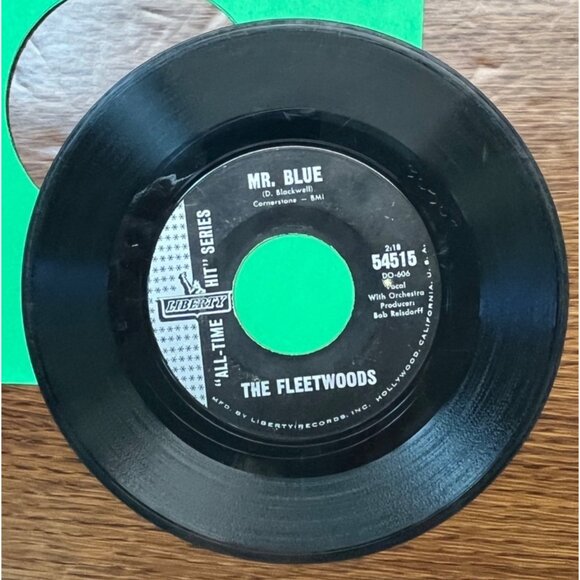 The Fleetwoods ‎Come Softly to Me / Mr Blue 45 Vinyl 60s Pop Liberty 54515 - Picture 6 of 6